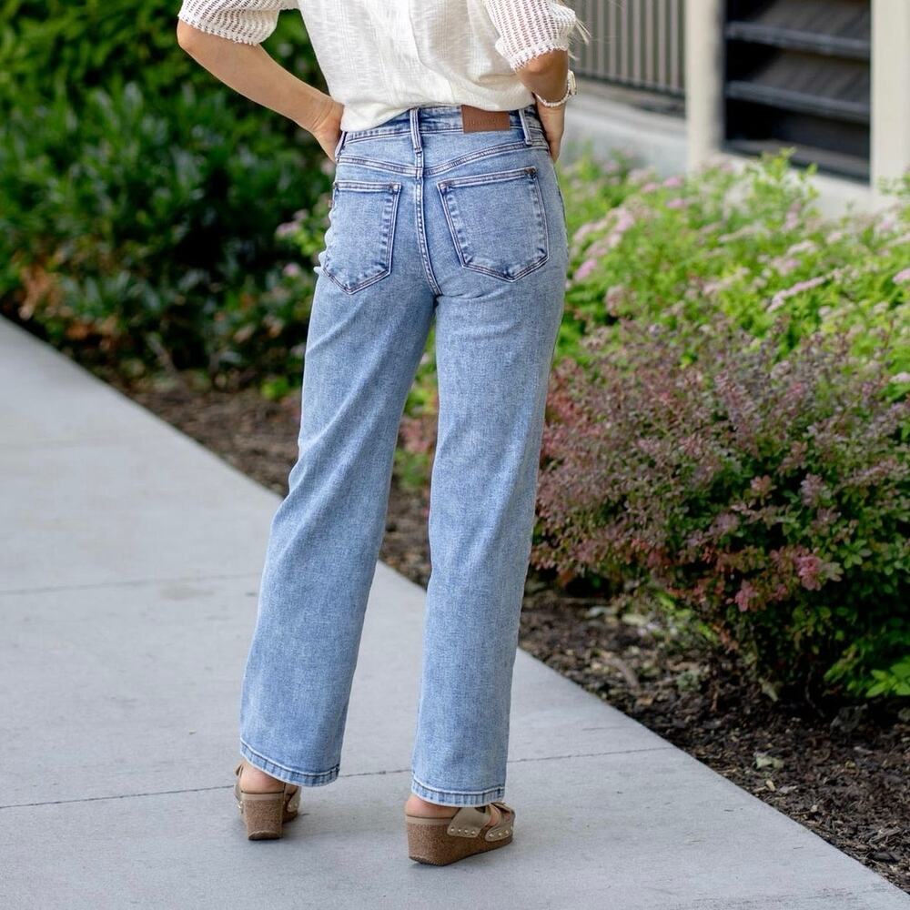 Judy Blue Stonewell High Rise Straight Leg Jeans Light Wash Size 13/31 Stretch - Picture 5 of 13